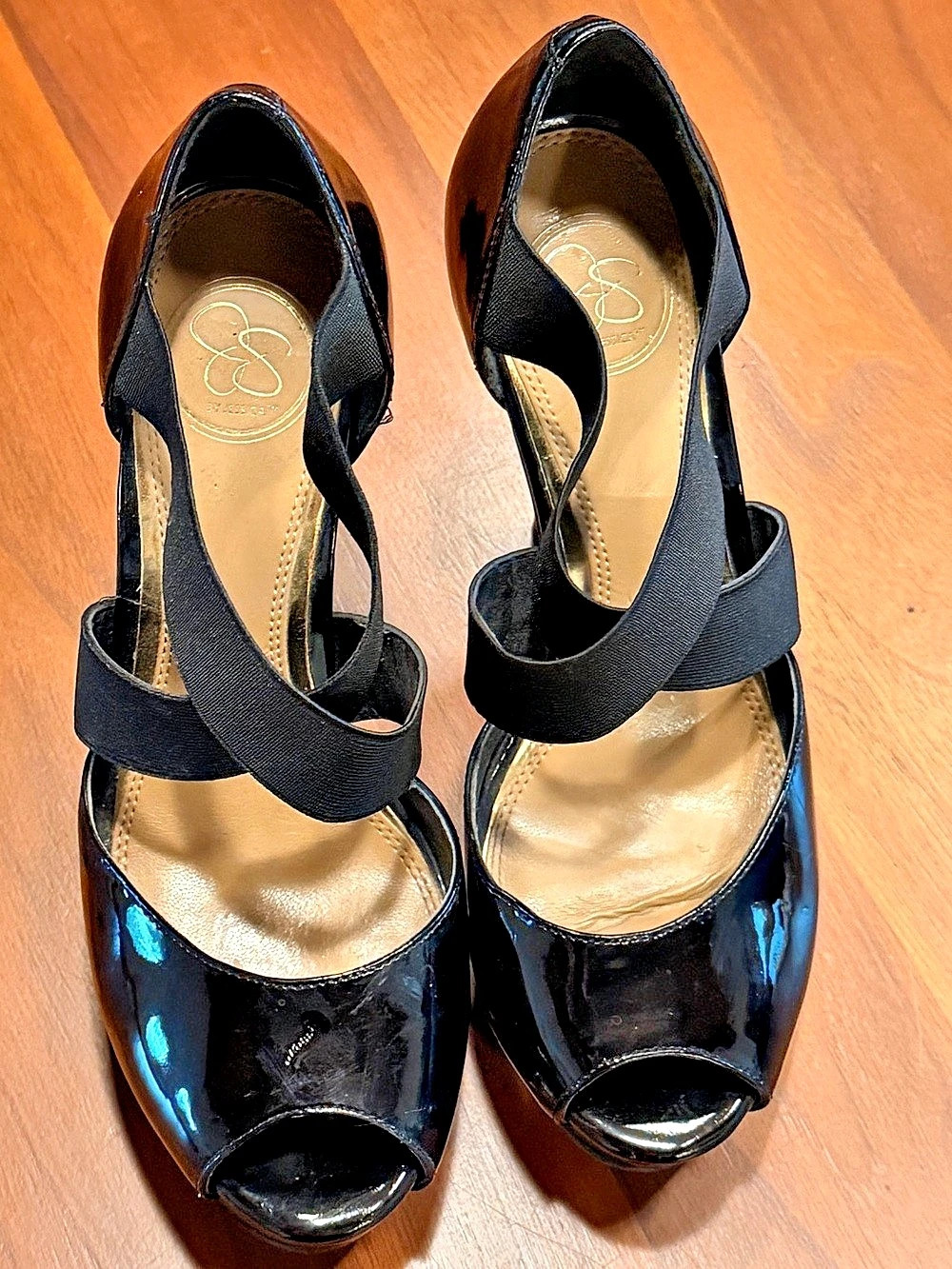 Jessica Simpson Deluth Women's Black Platform Heels